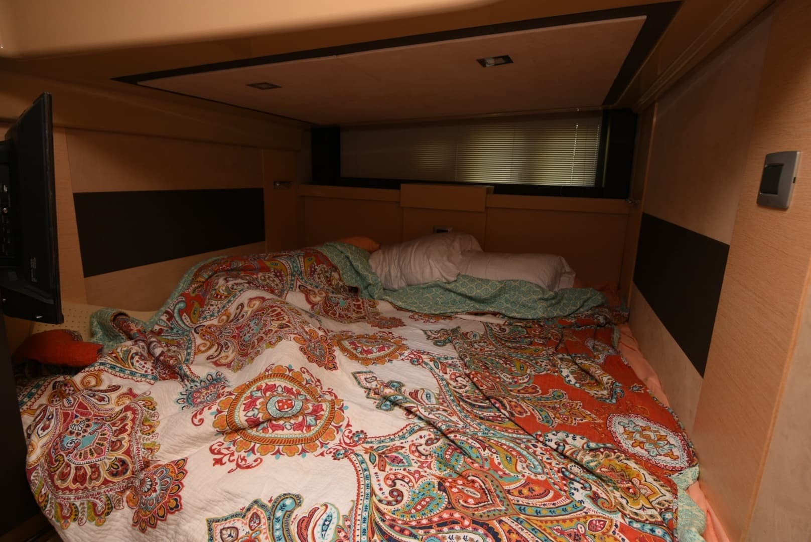 2014 Cranchi M44 HT Hard Top - Image 15