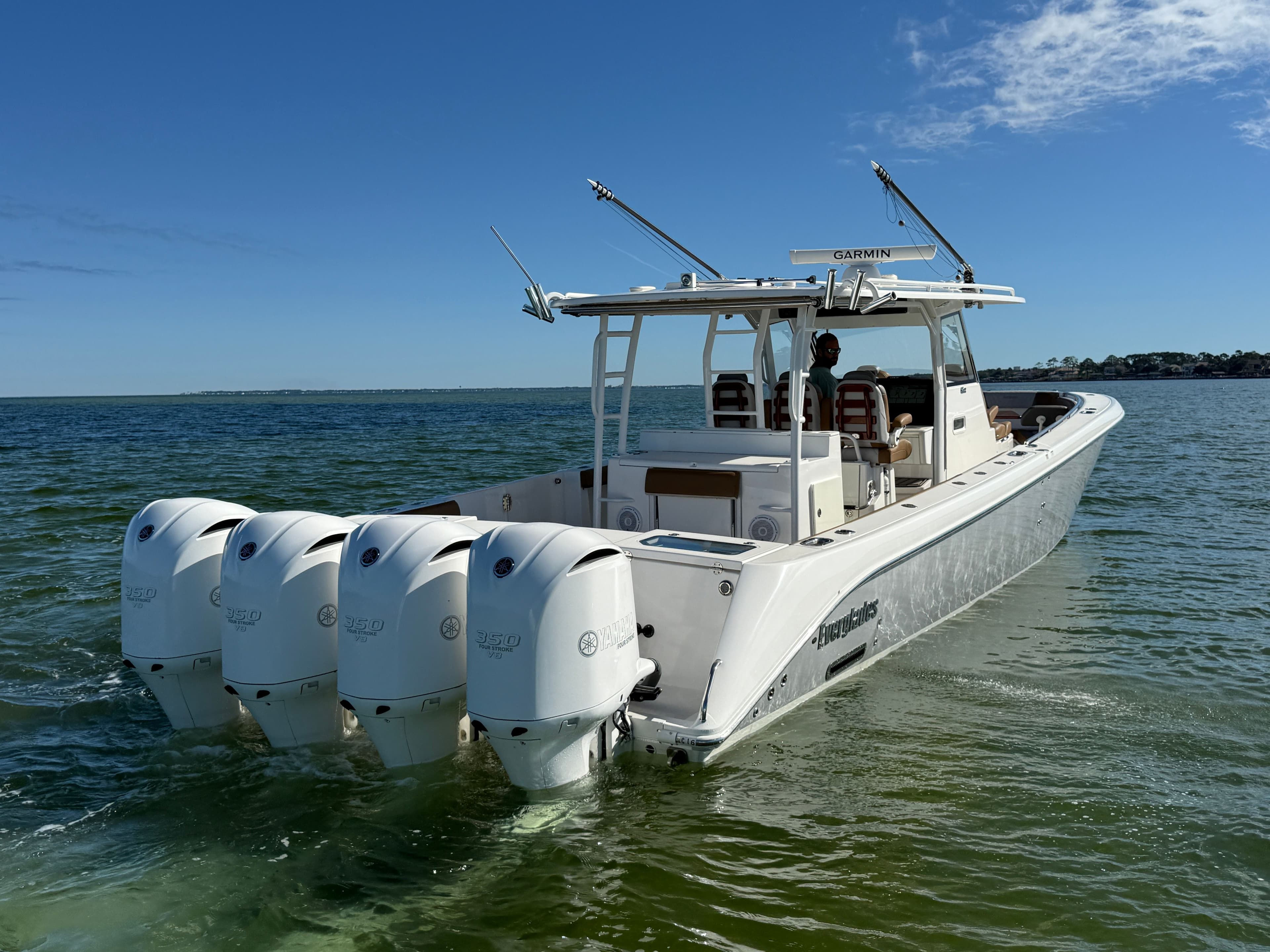 2019 EVERGLADES 435 CC - Image 3