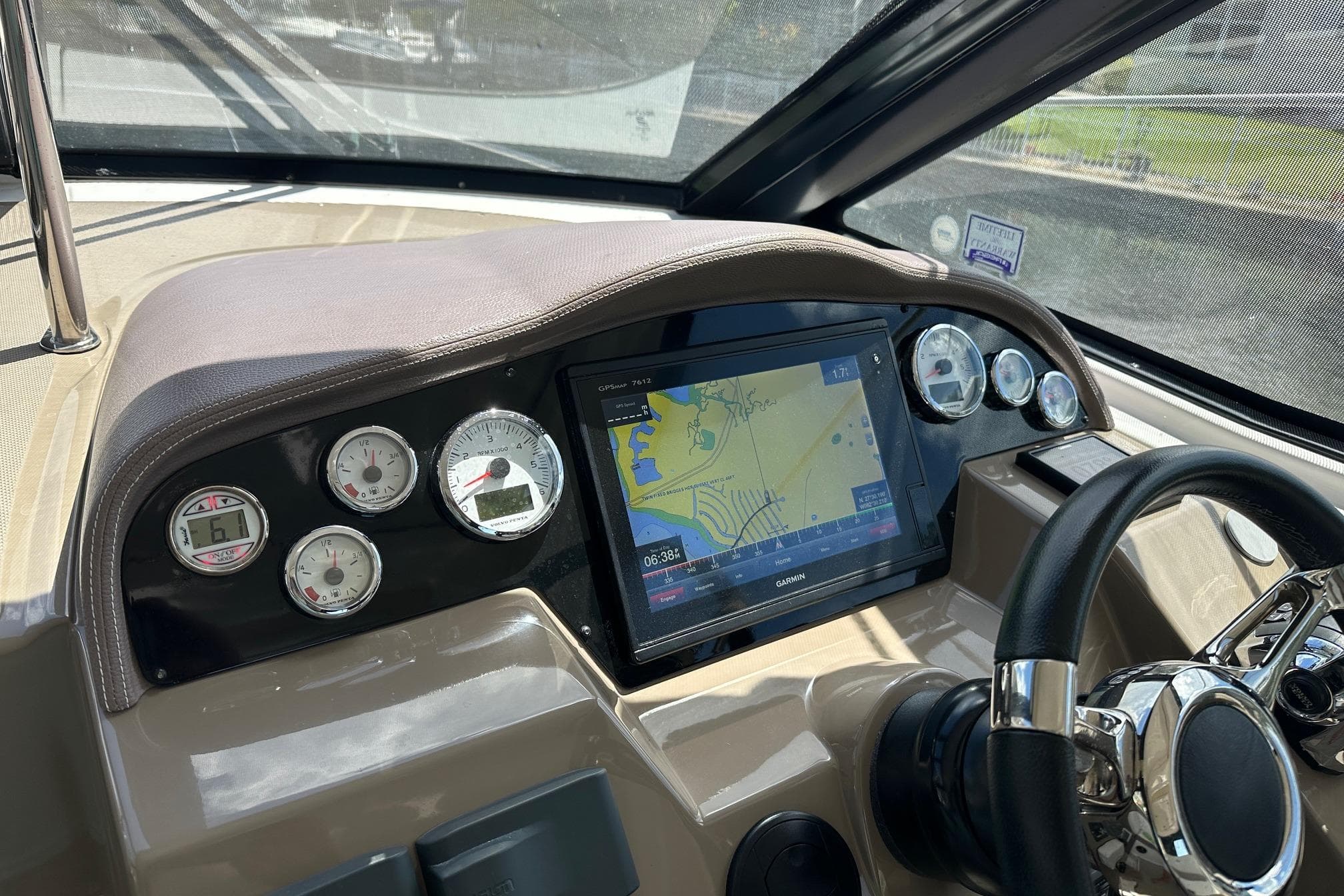 2016 Regal 35 Sport Coupe