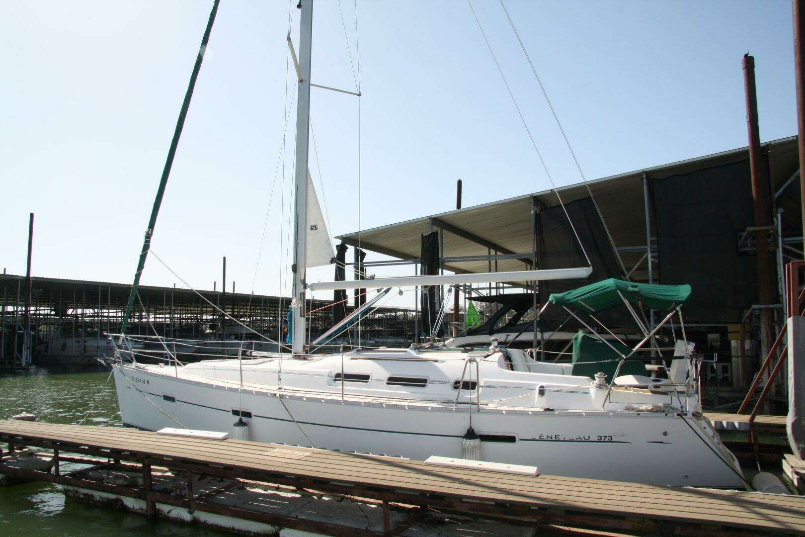 2006 Beneteau — - Image 6