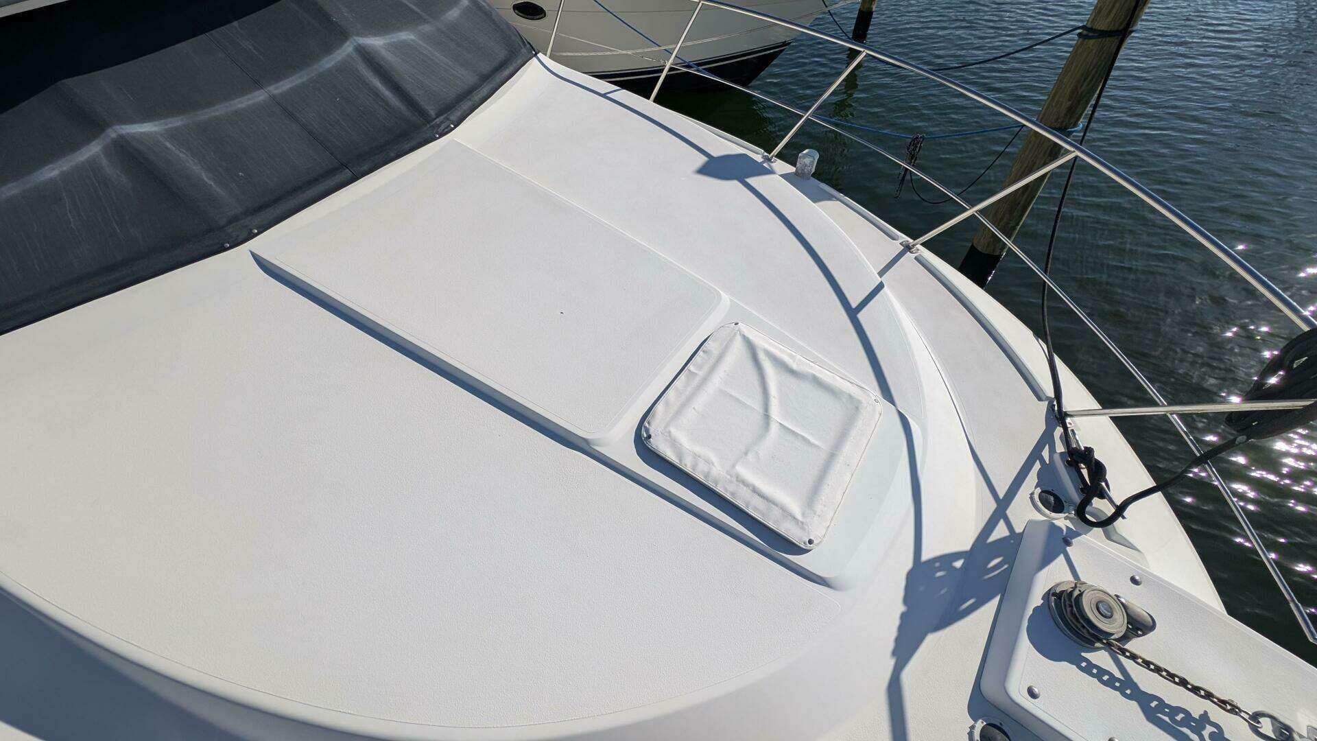 1994 Carver 370 AFT CABIN - Image 5