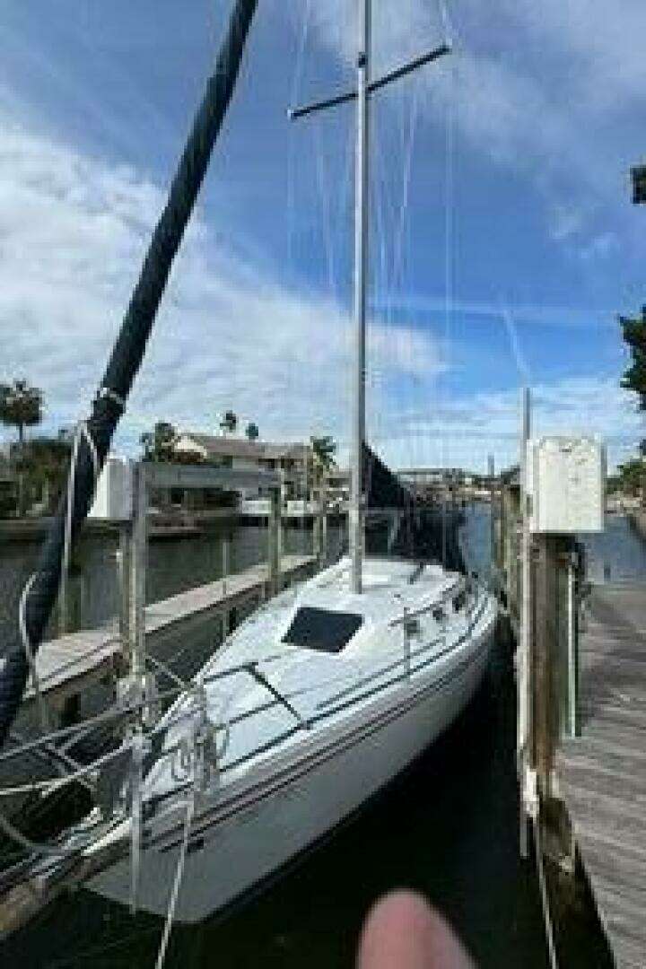 1988 Catalina 30 - Image 3
