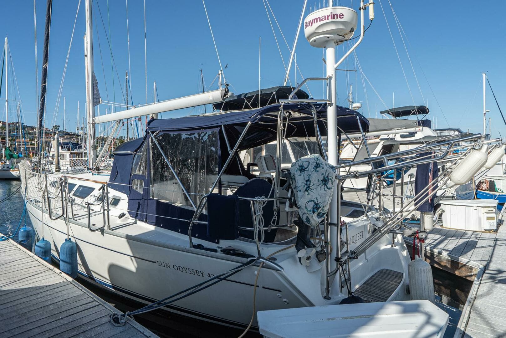 2001 Jeanneau 43 Sun Odessey - Image 2