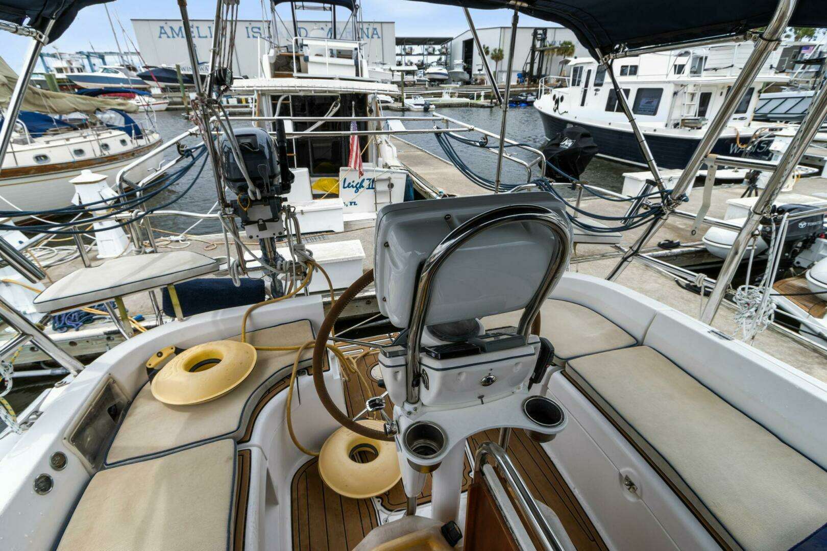2003 Hunter 356 - Image 24