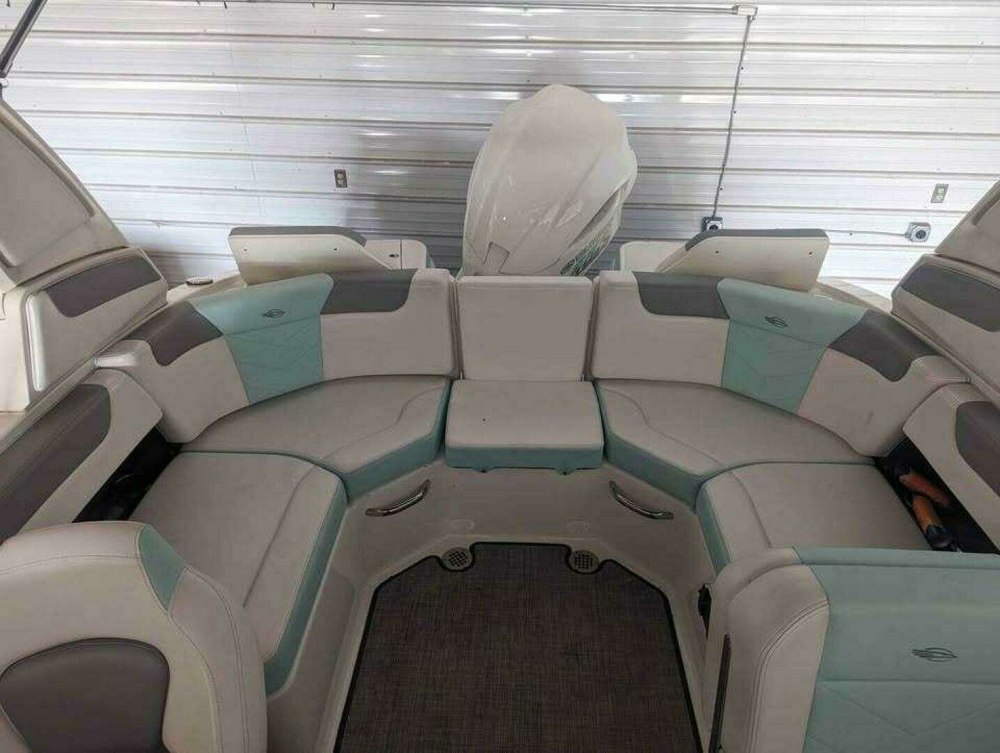 2021 Chaparral 230 SUNCOAST - Image 19