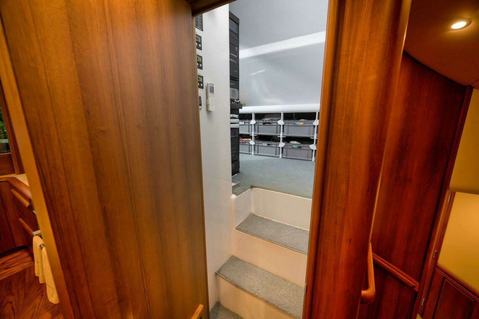 2016 Merritt 86' Enclosed Flybridge - Image 46