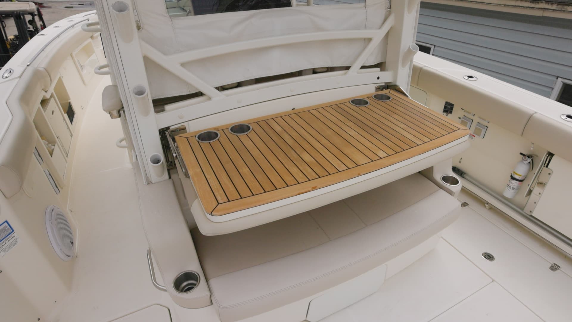 2018 Boston Whaler Outrage - Image 18