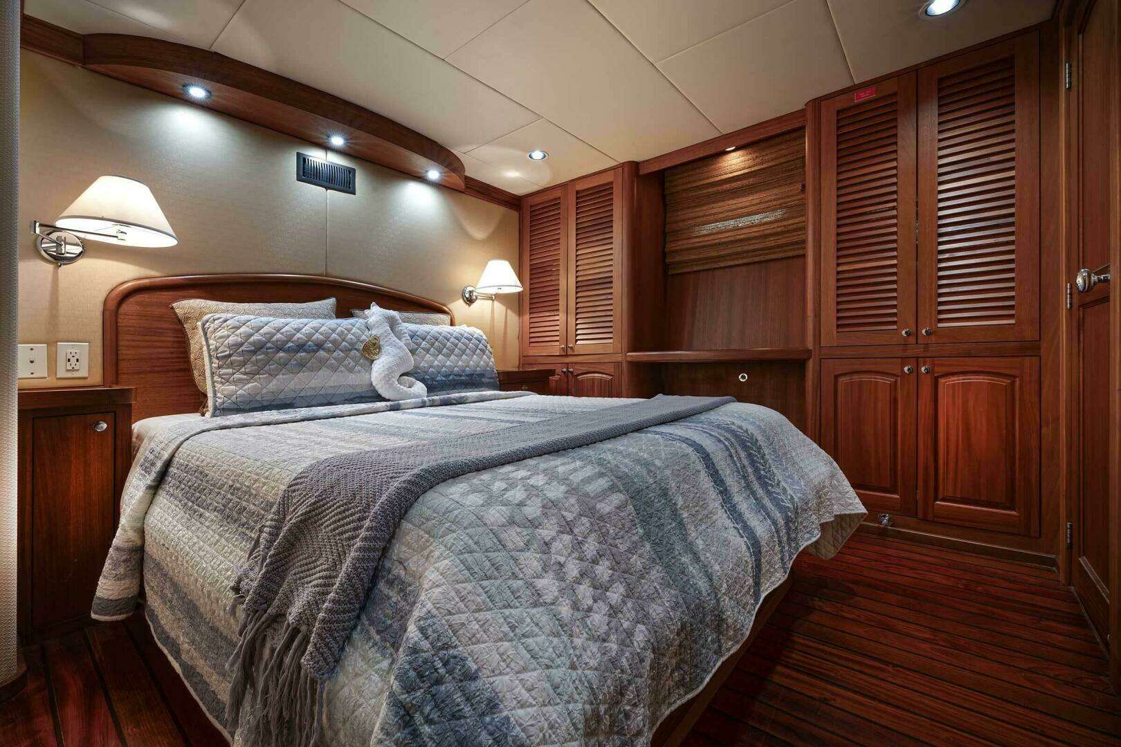 2010 AllSeas — - Image 12