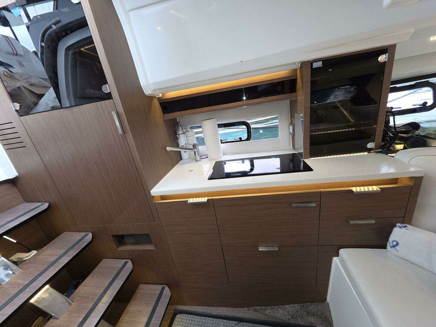 2022 Jeanneau Leader 10.5 WA Series 2 - Image 16