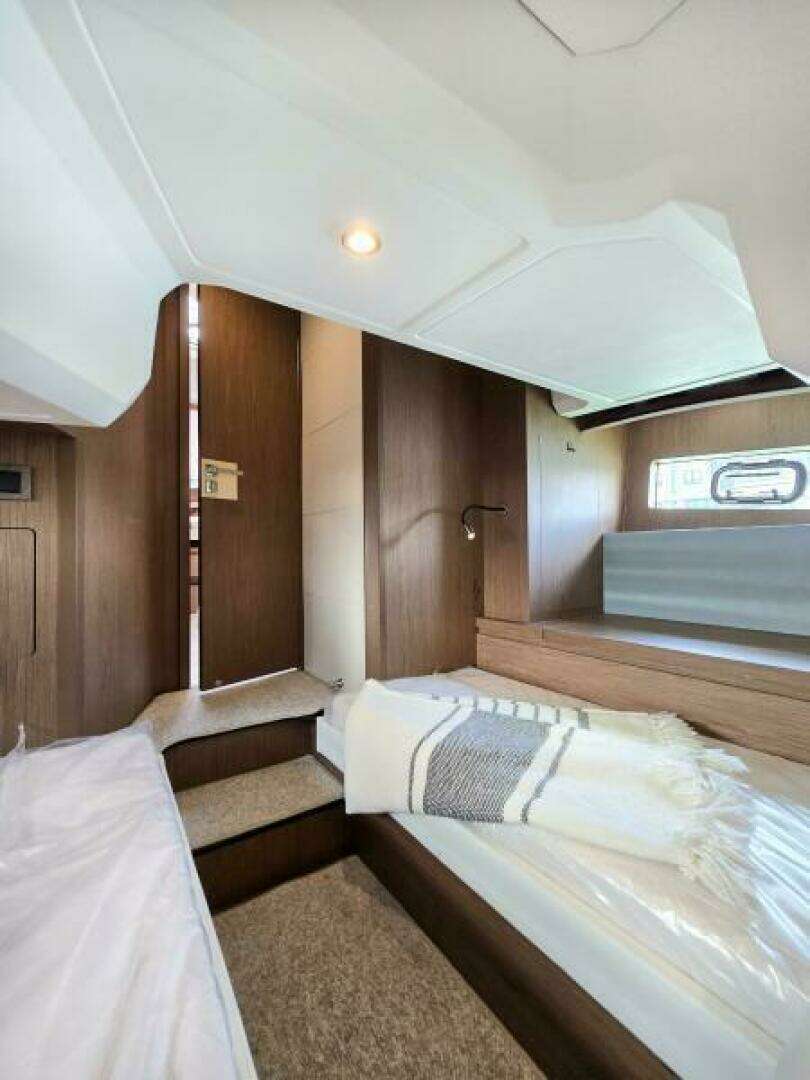 2019 Beneteau Gran Turismo 40 - Image 22