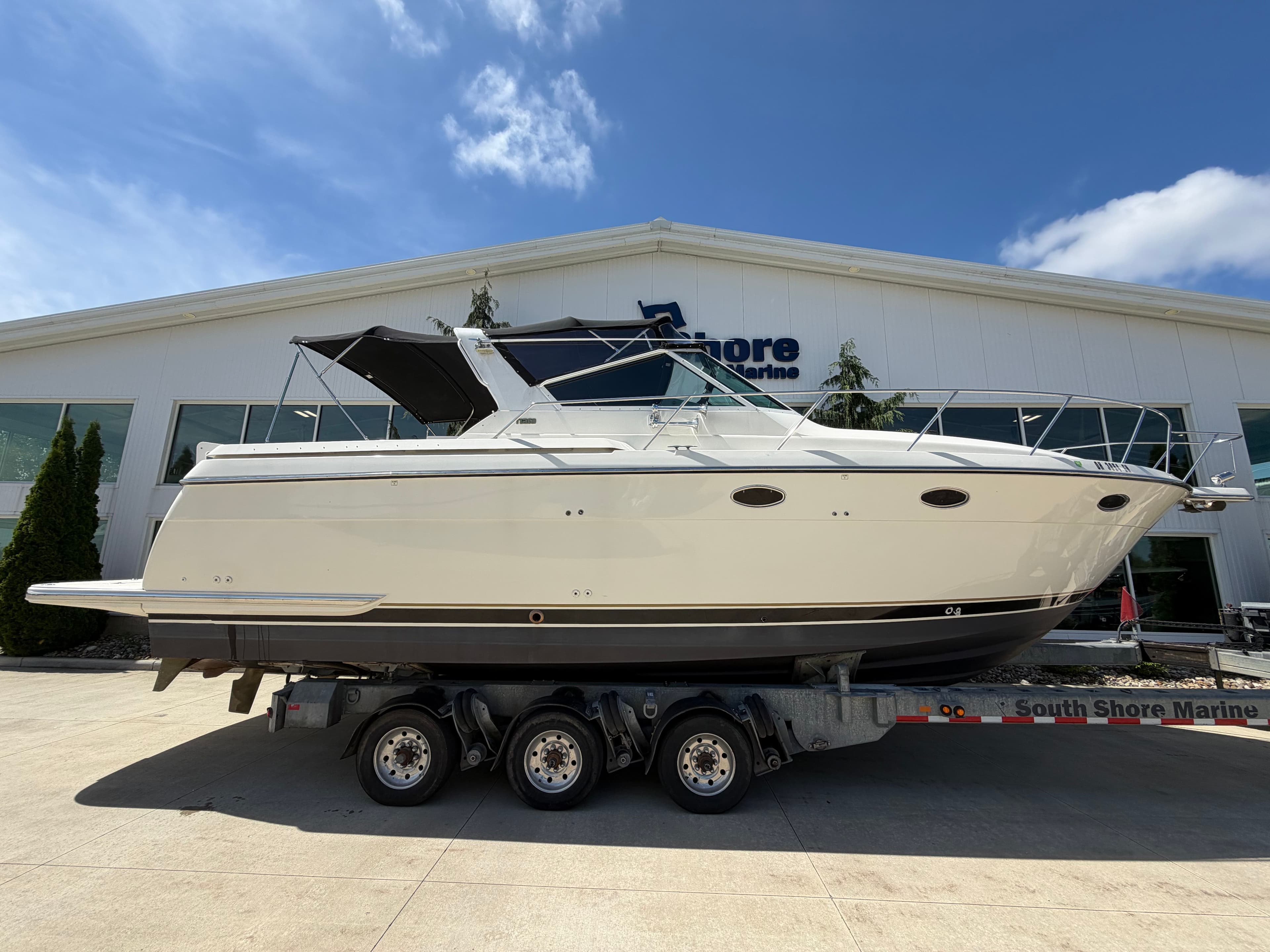 1996 TIARA YACHTS 3500 EXPRESS - Image 1