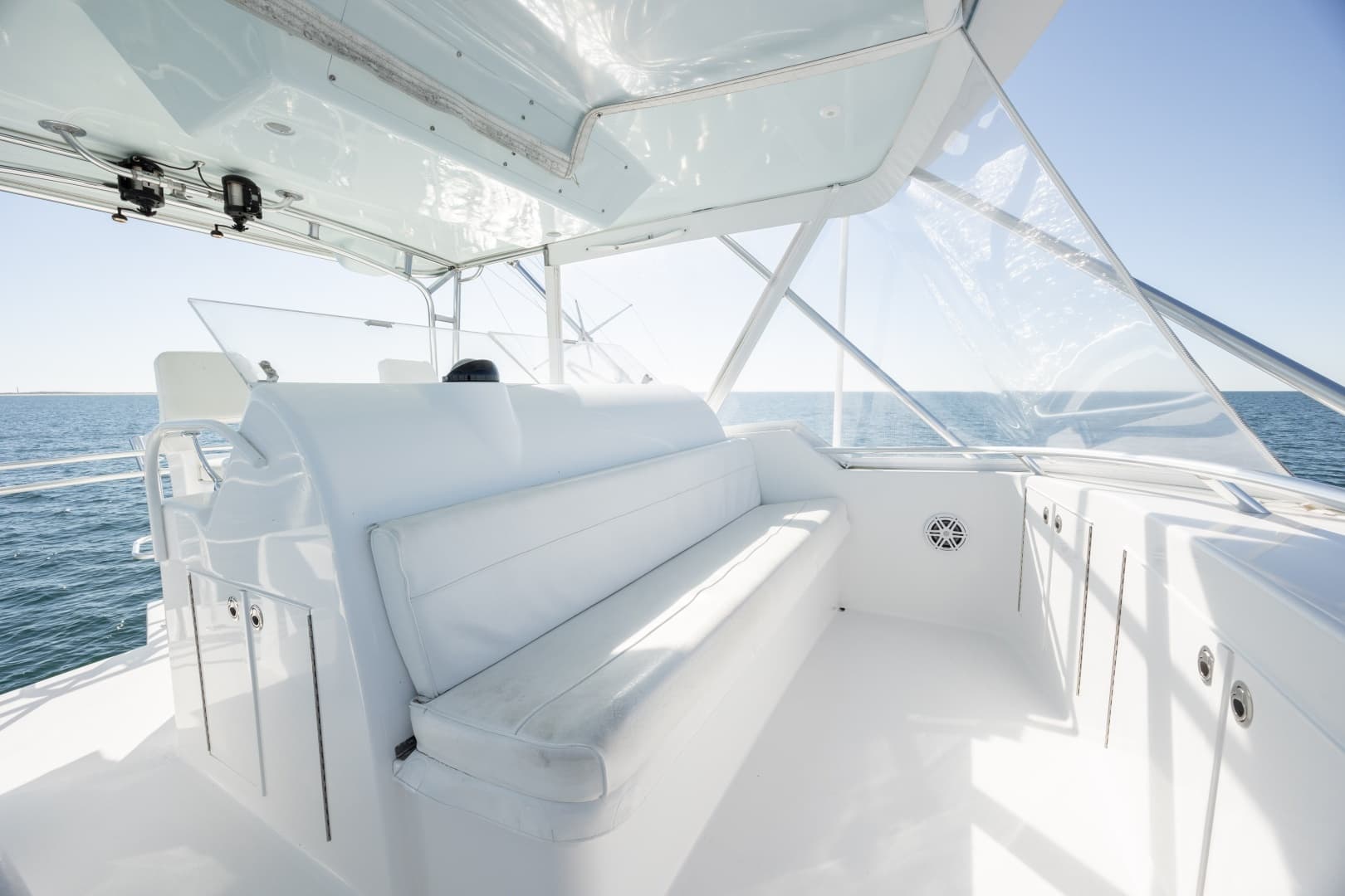 2000 Hatteras 50 Convertible - Image 63