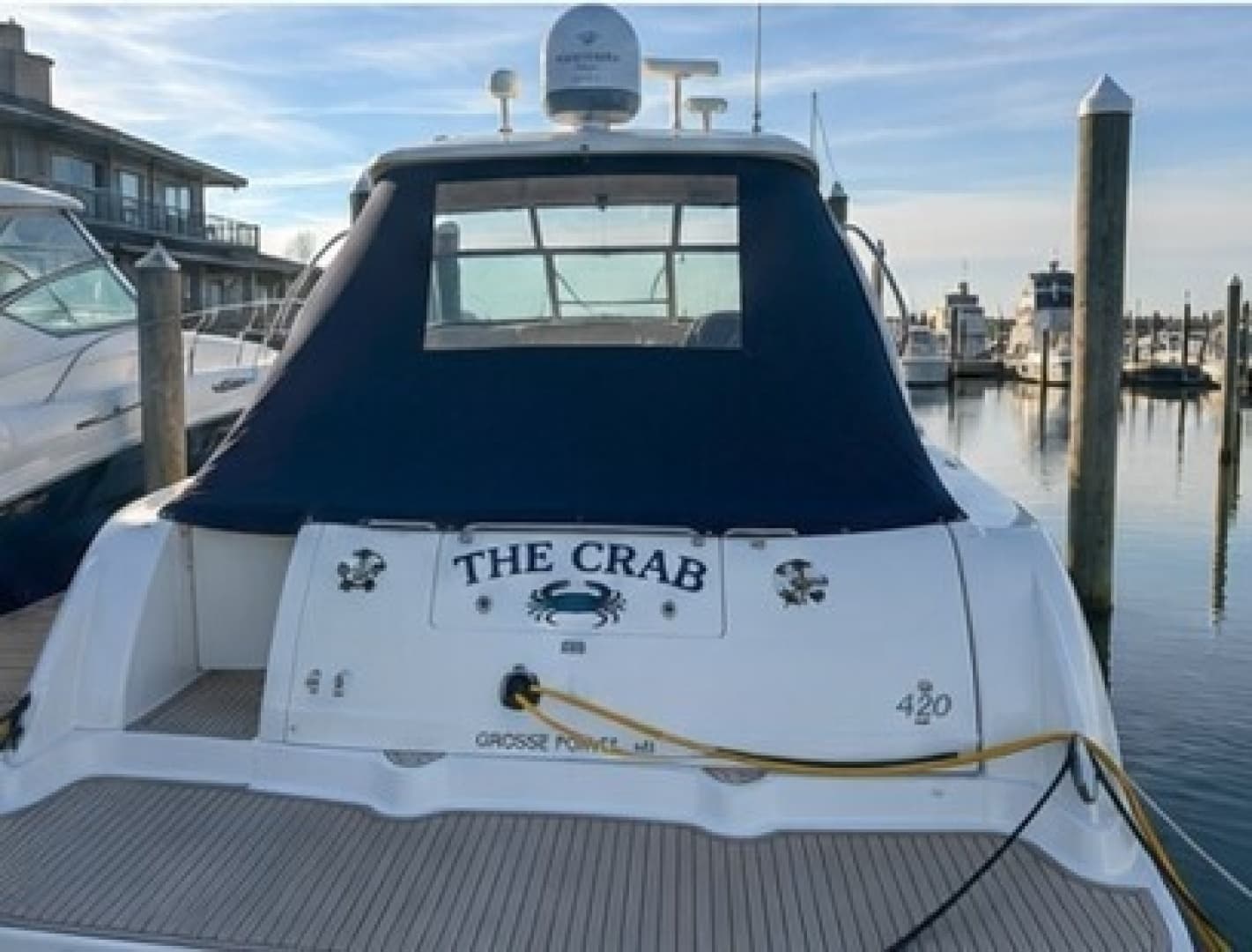 2005 Sea Ray 420 Sundancer - Image 2
