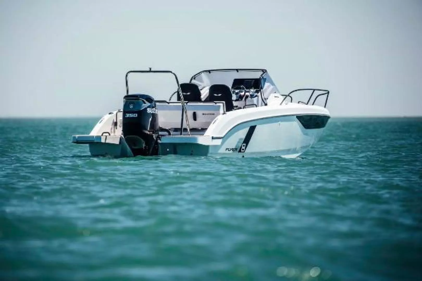 2026 Beneteau Flyer 8 SunDeck - Image 8