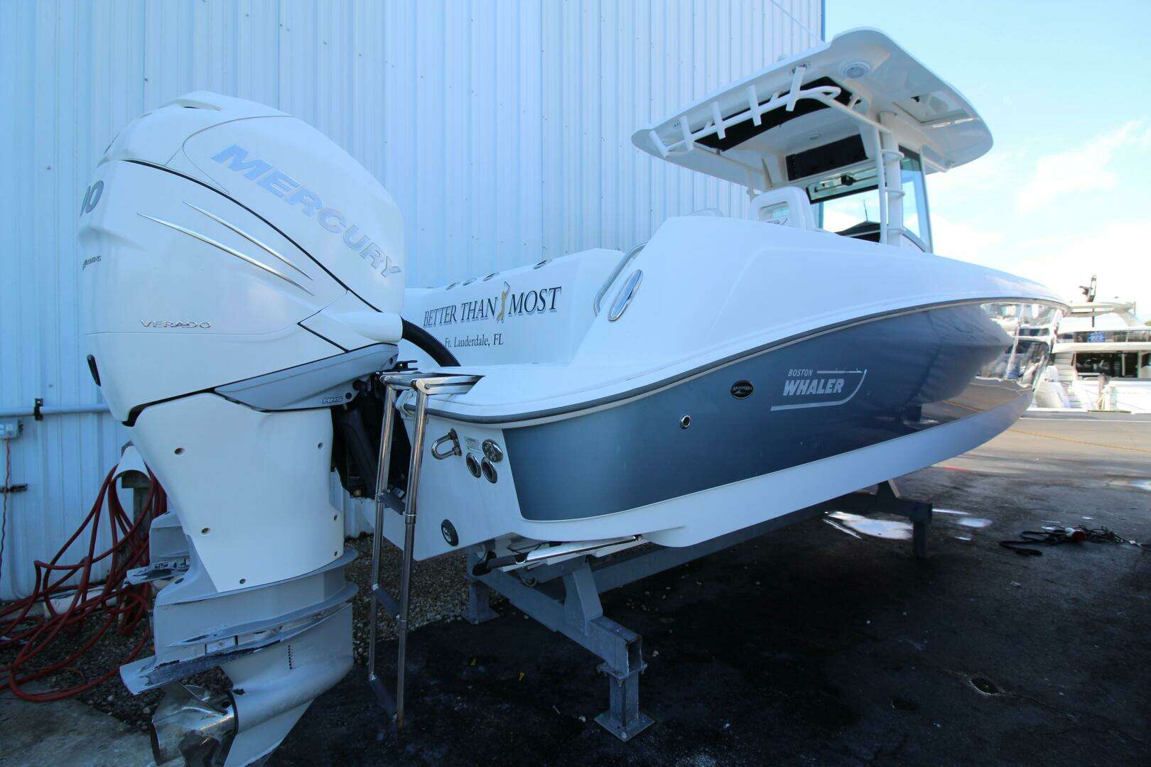2015 Boston Whaler 320 Outrage - Image 16