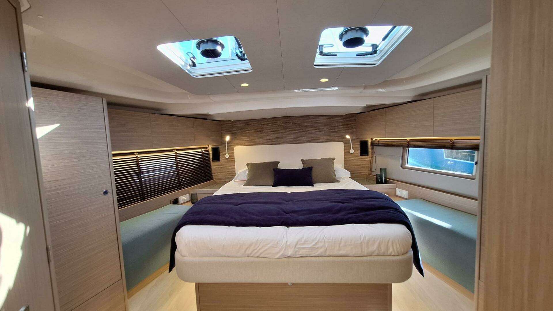 2026 Beneteau Oceanis 52 - Image 15