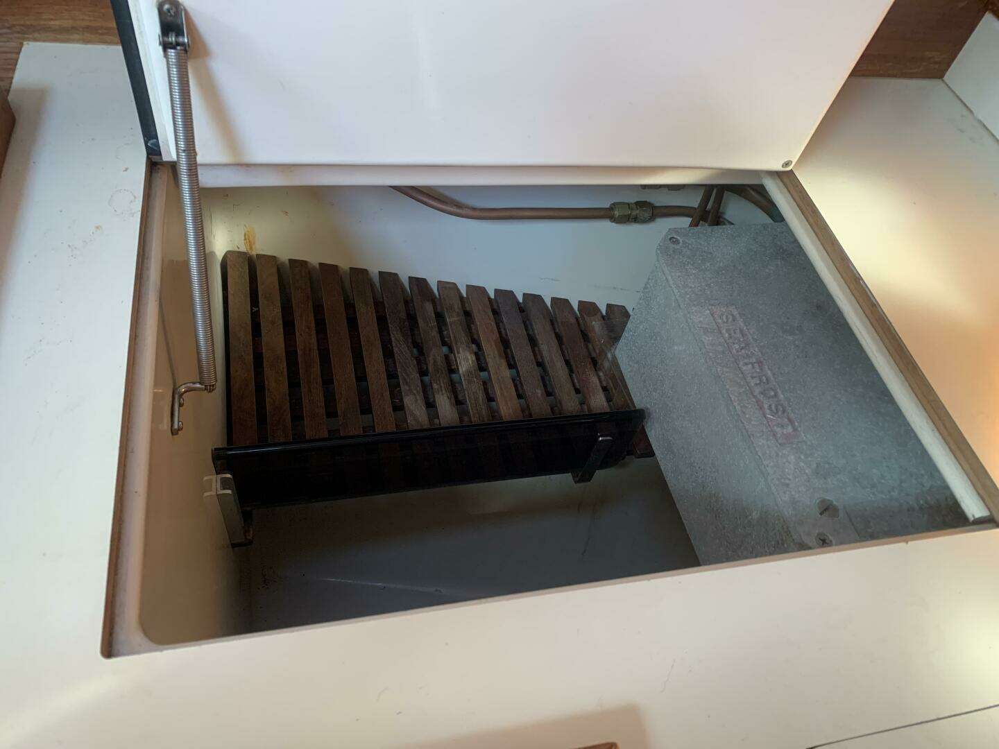 1987 Nonsuch Ultra 30 - Image 29