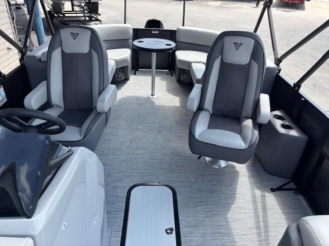2026 Viaggio V22U - 9