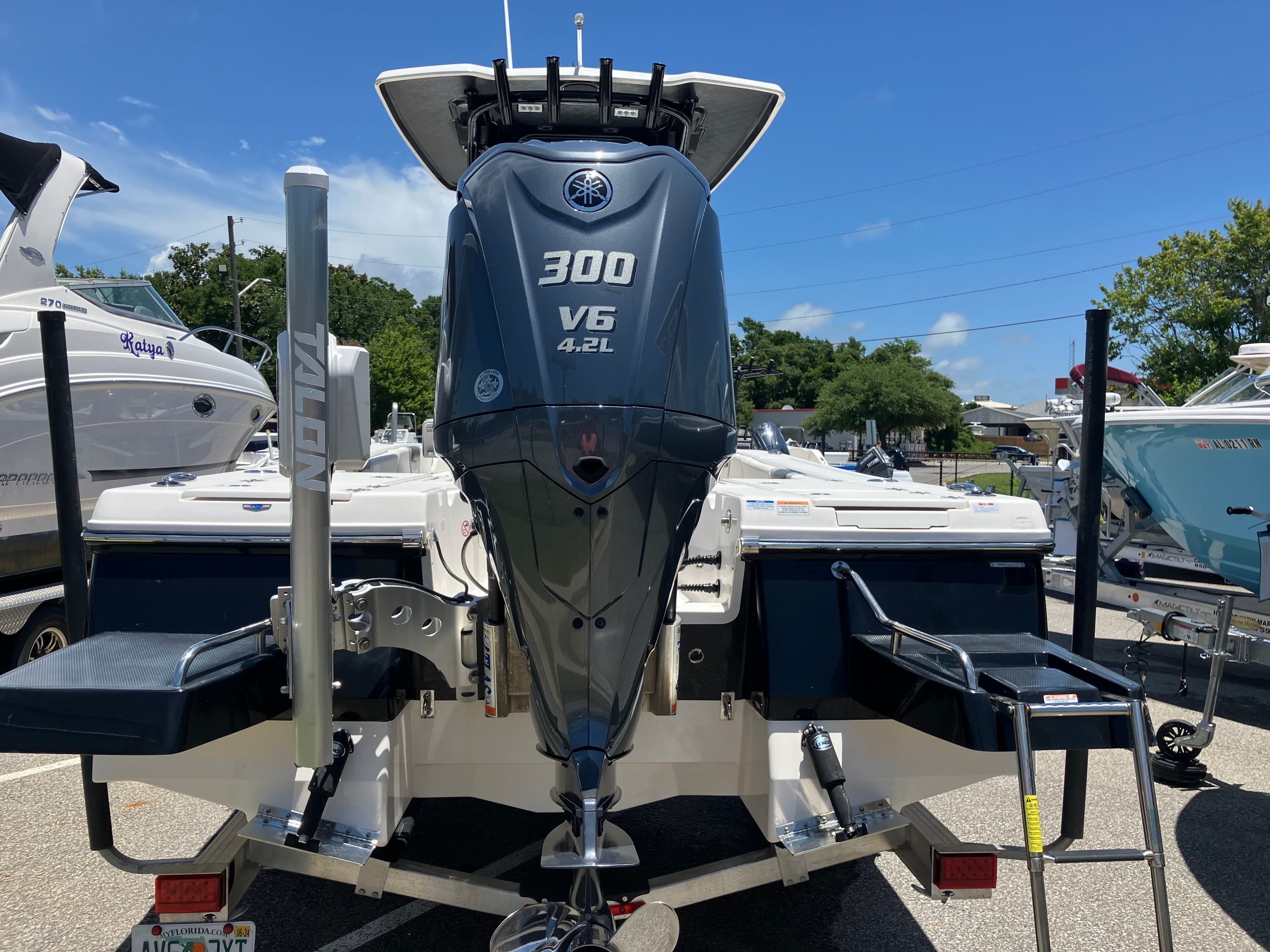 2023 ROBALO 246 CAYMAN - Image 7