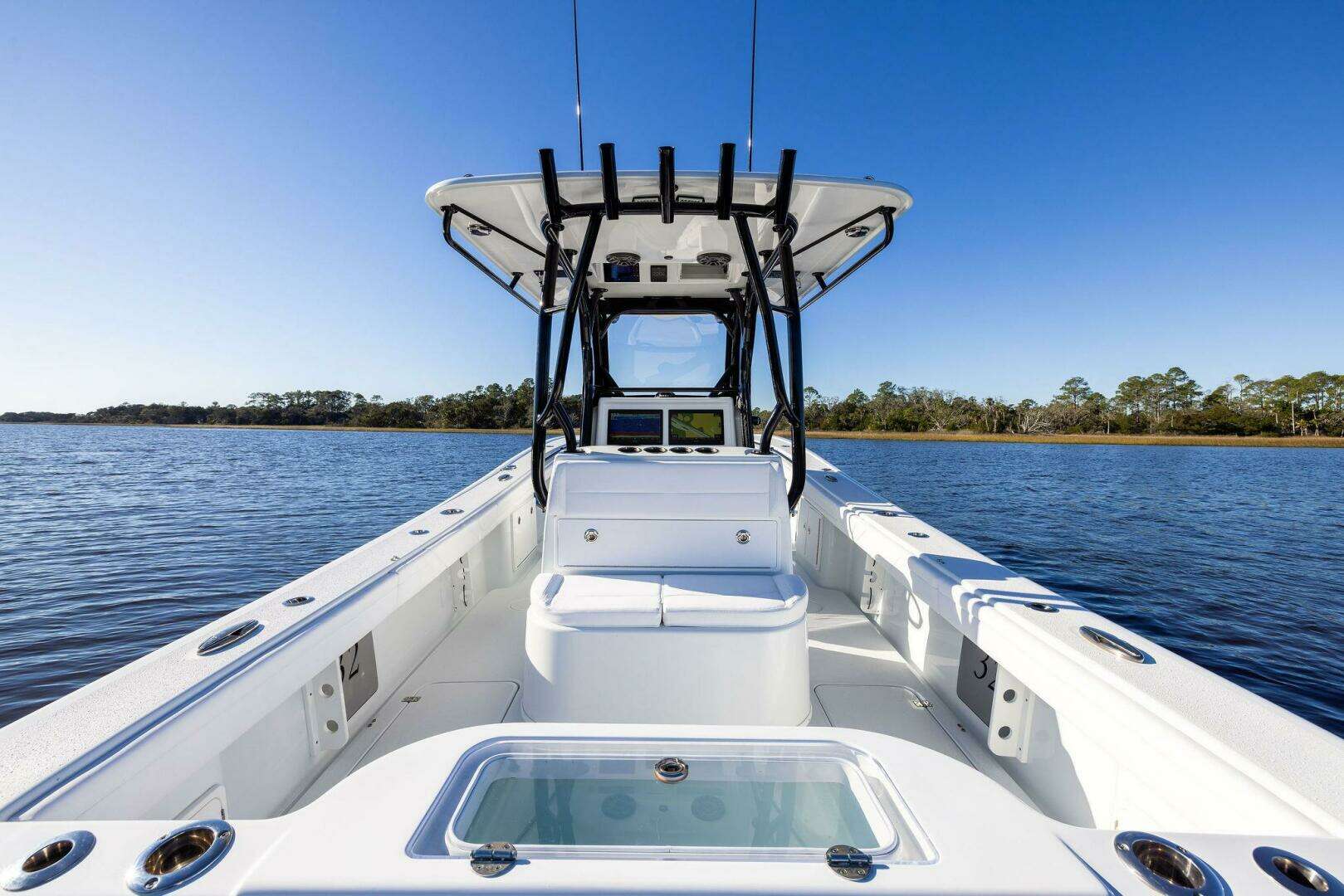 2023 Yellowfin 32 Offshore - Image 29