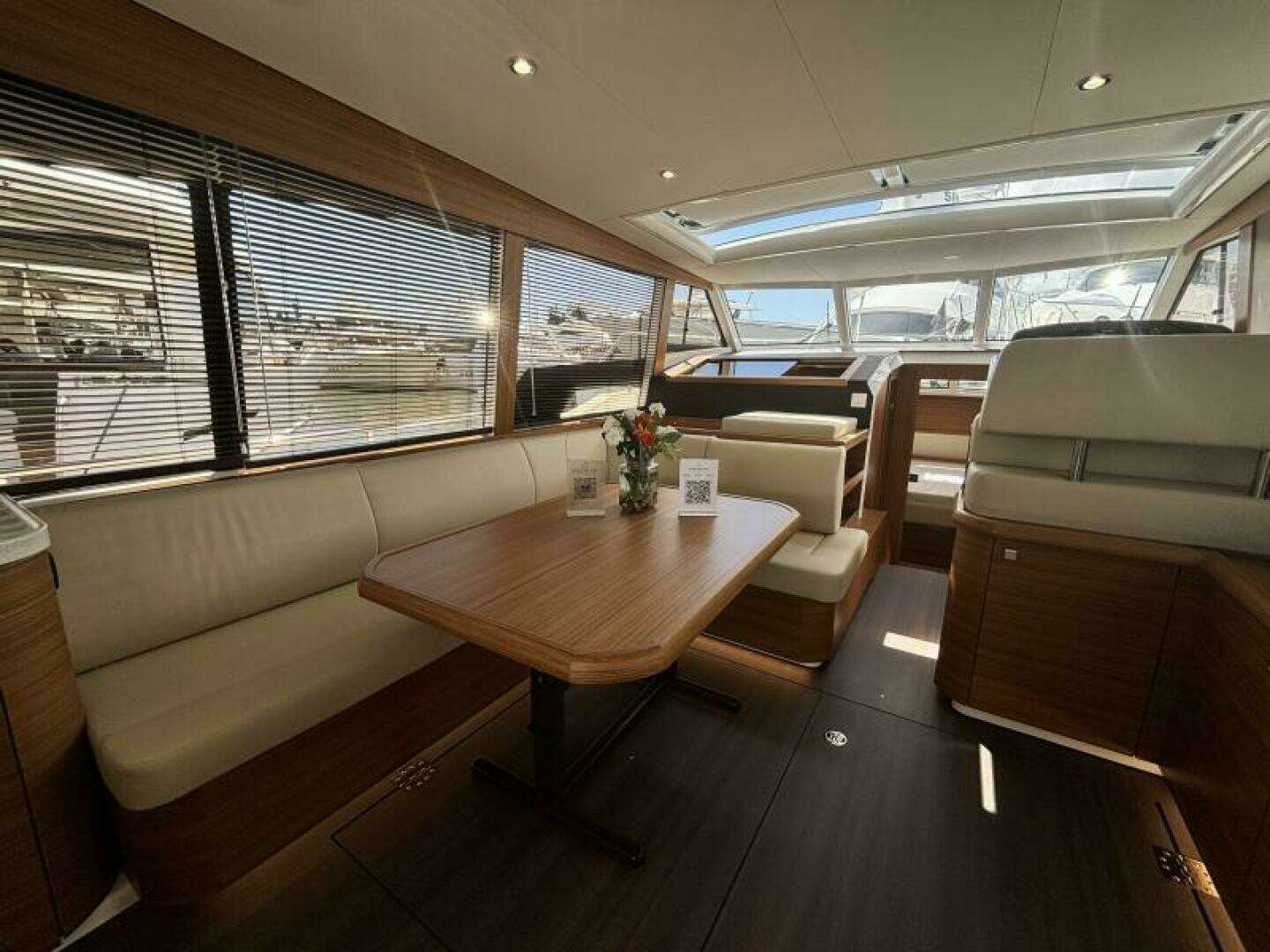 2026 Greenline 40 Hybrid - Image 16