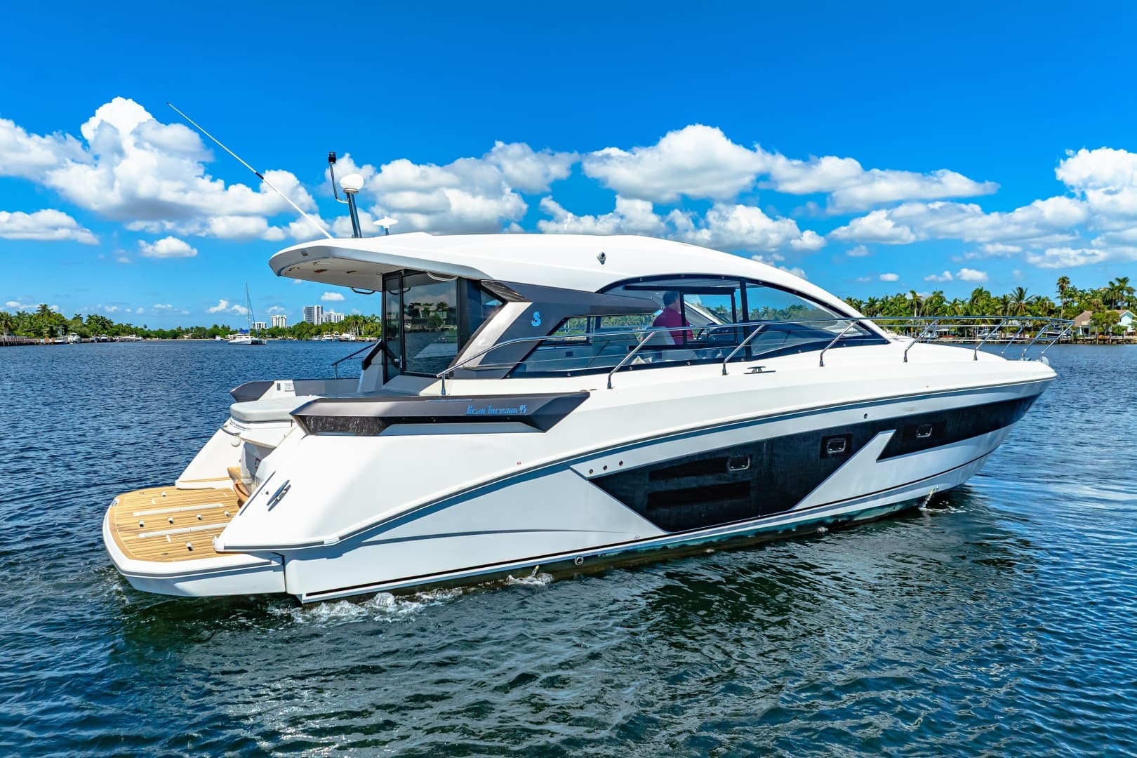 2024 Beneteau Gran Turismo 45 - Image 17