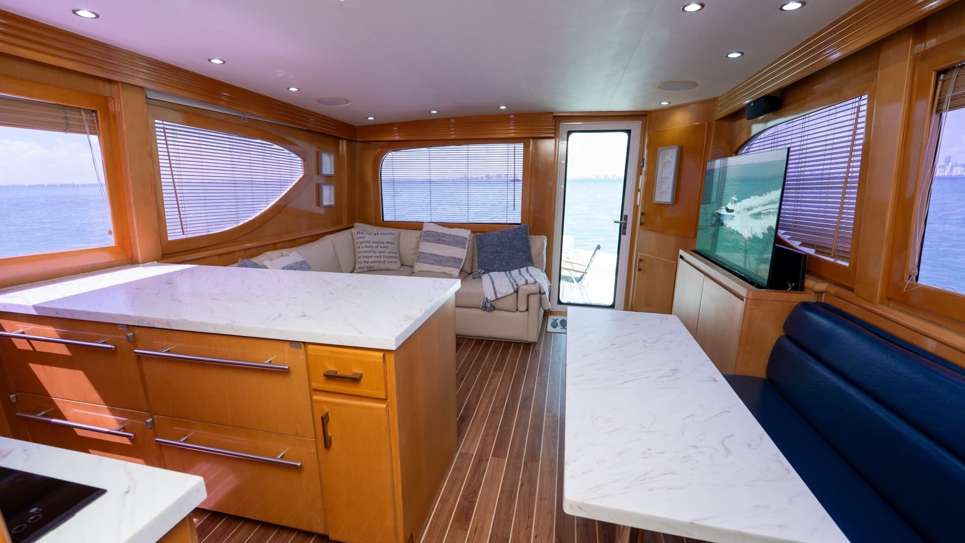 2000 Hatteras 50 Convertible - Image 50
