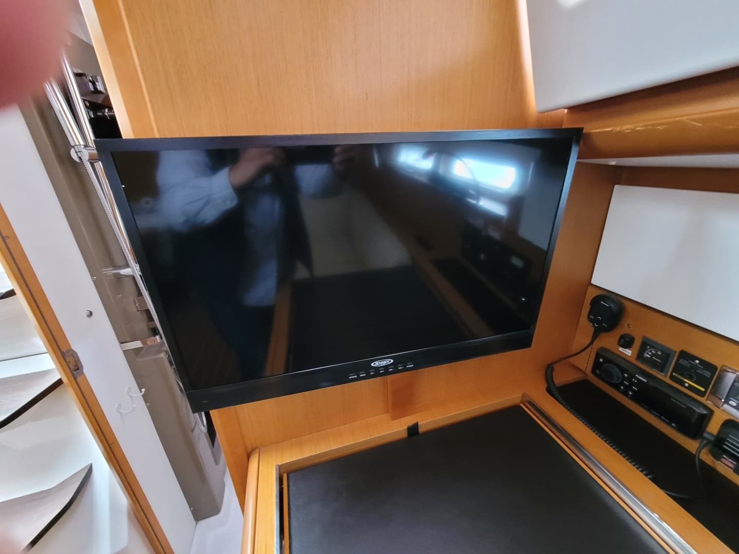 2017 Jeanneau Sun Odyssey 44 DS - Image 43