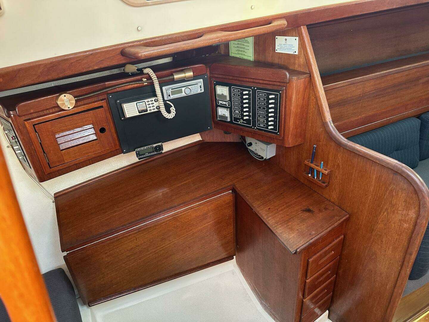 1988 Tartan 31 - Image 28
