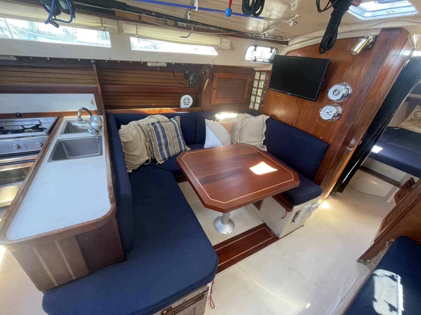 1989 Catalina MKII - Image 18