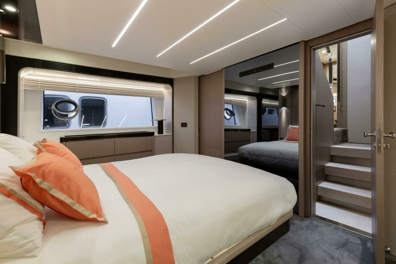 2020 Azimut 72 Flybridge - Image 39