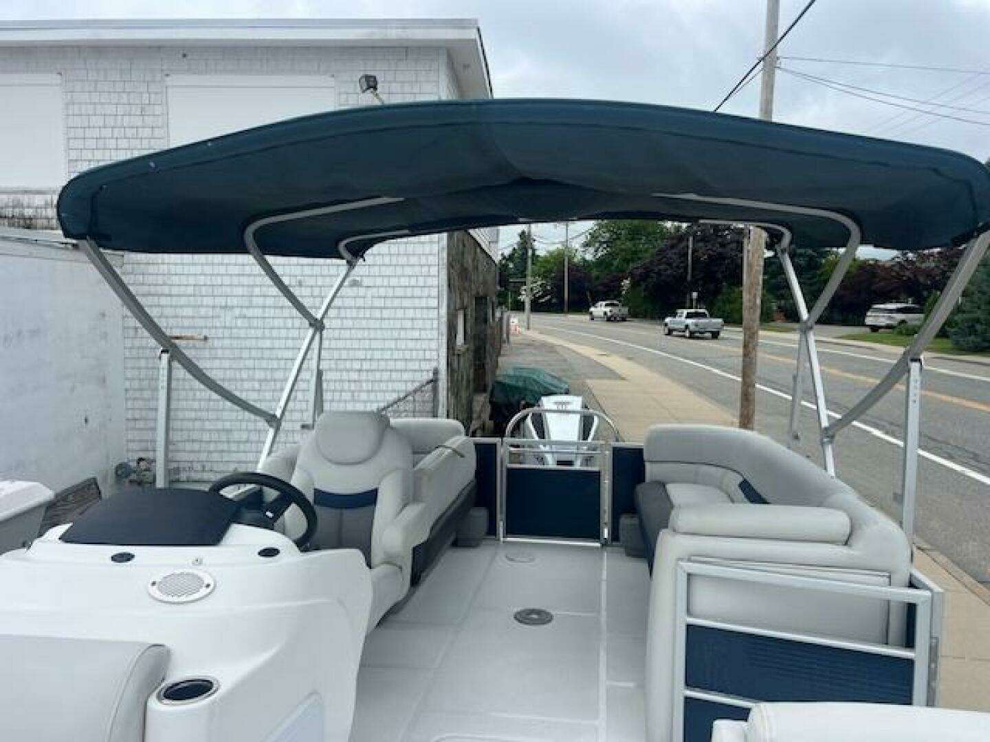 2021 Hurricane Fundeck - Image 15