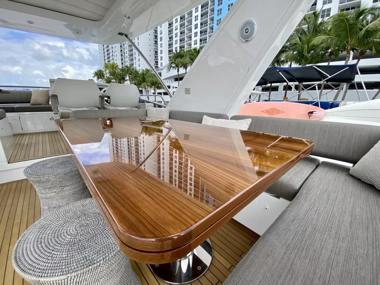 2018 Azimut Flybridge - Image 56