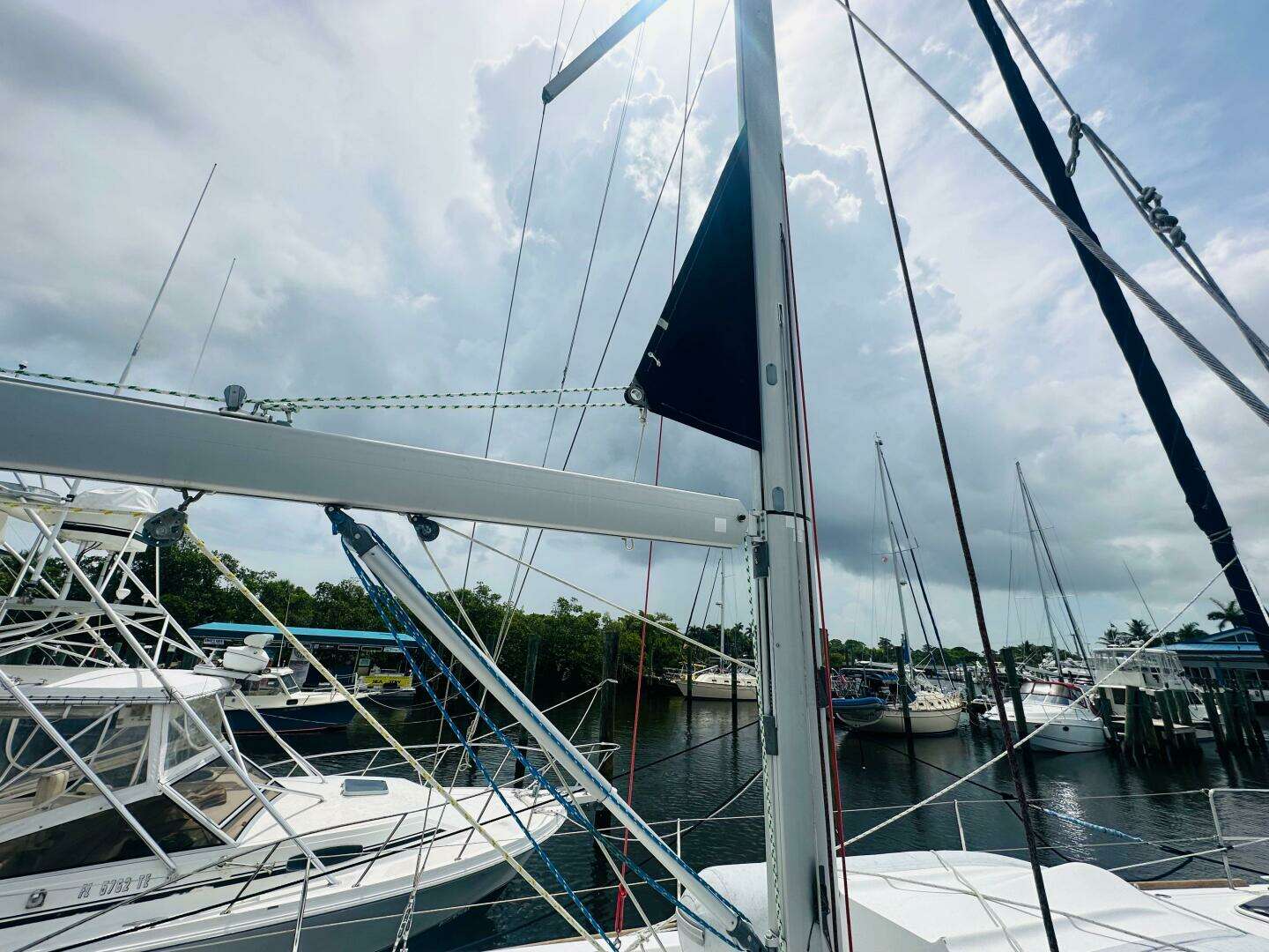 2015 Beneteau Oceanis 45 - Image 36