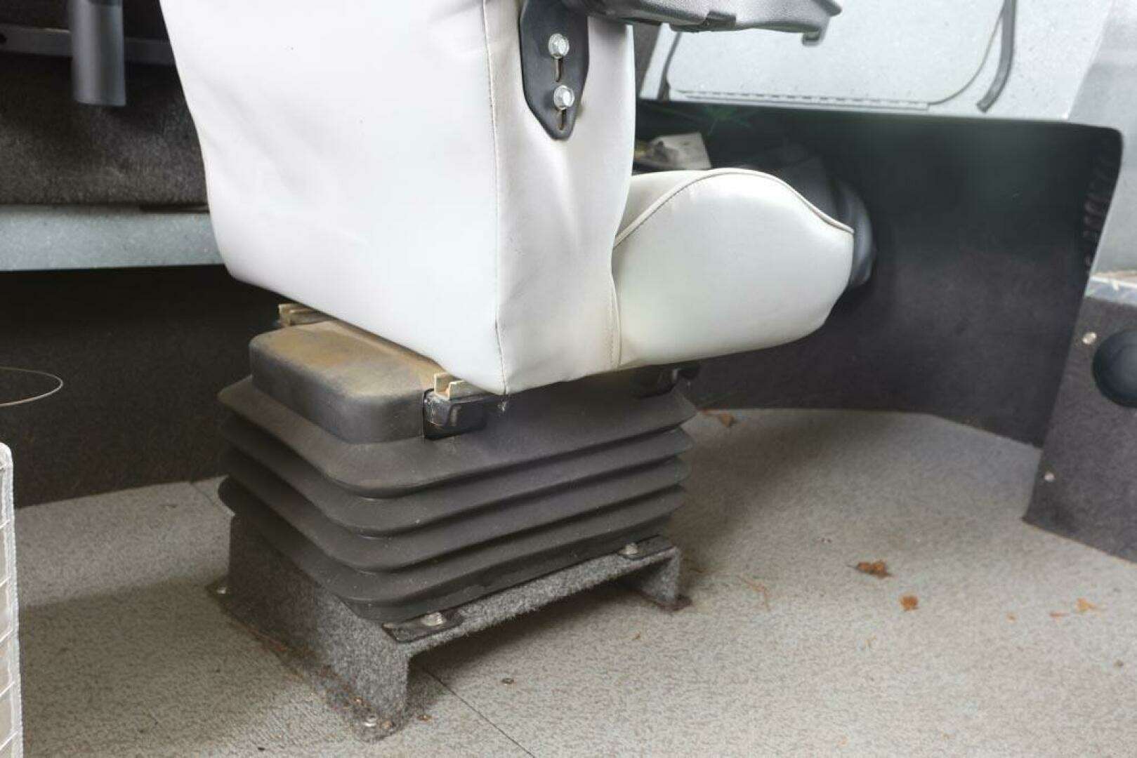 1998 Jetcraft 23 - Image 37