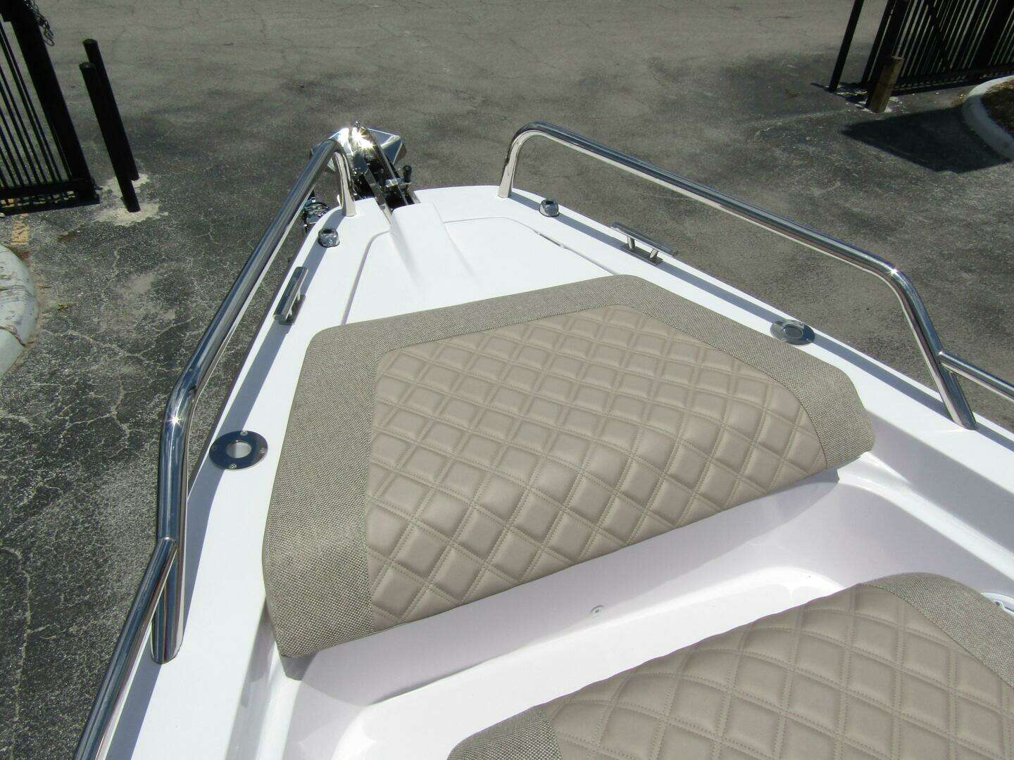 2024 Axopar 37 Sun Top - Image 24