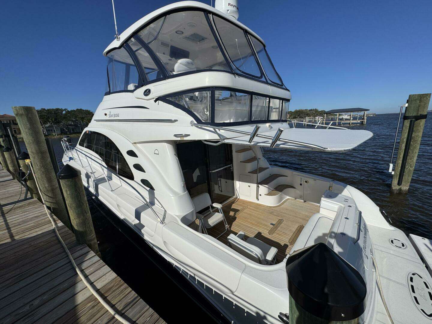 2007 Sea Ray 58 Sedan Bridge - Image 8