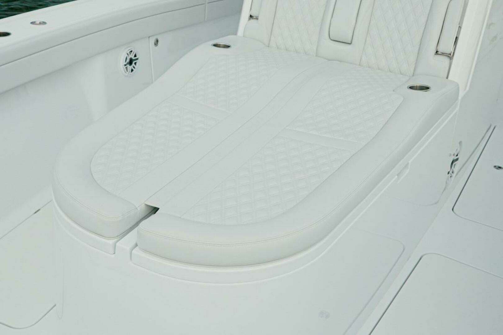 2025 Costa Custom 34 sv - Image 14
