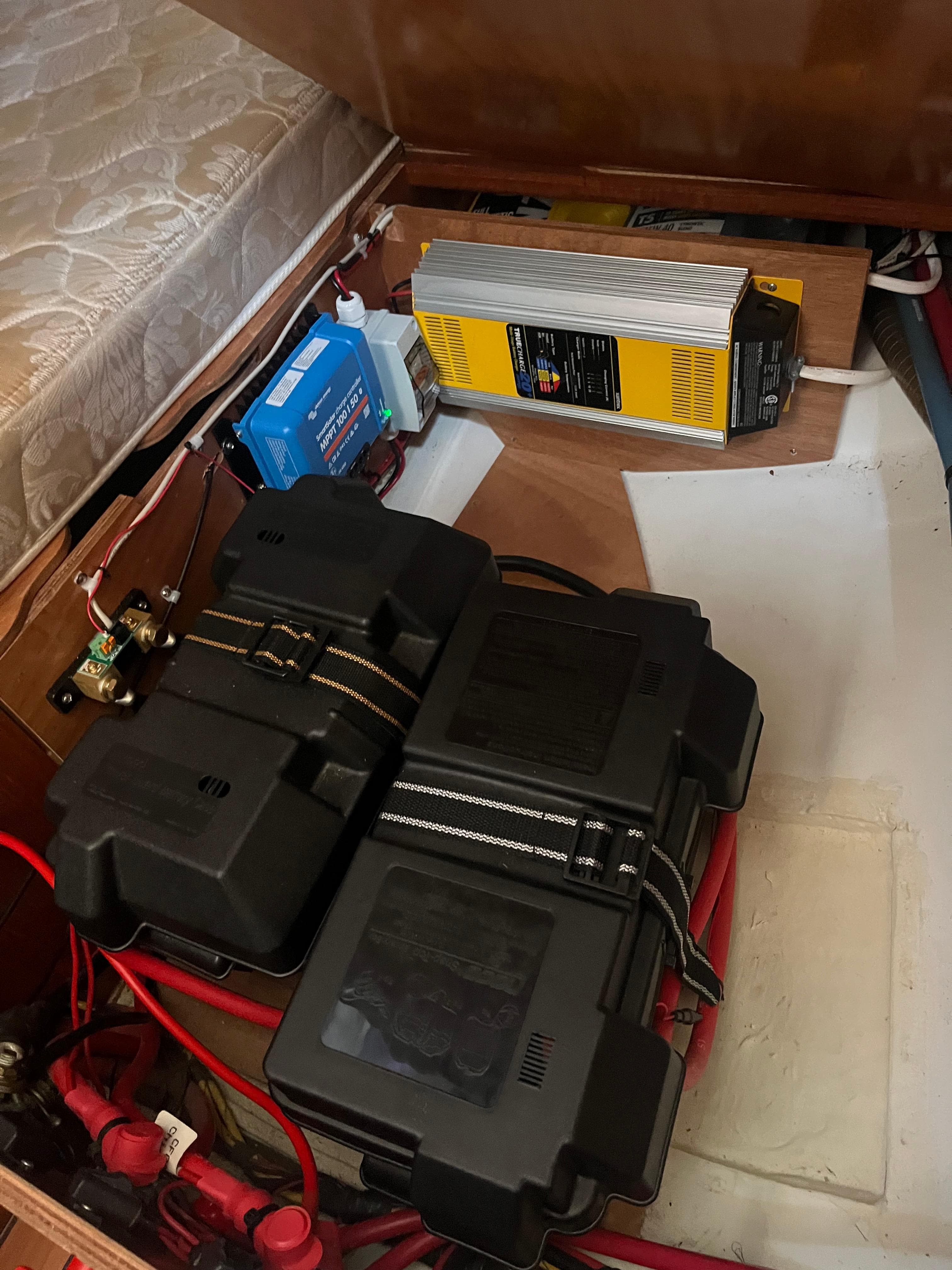 Electrical system setup in a 2007 Beneteau Oceanis Clipper 343 sailboat.