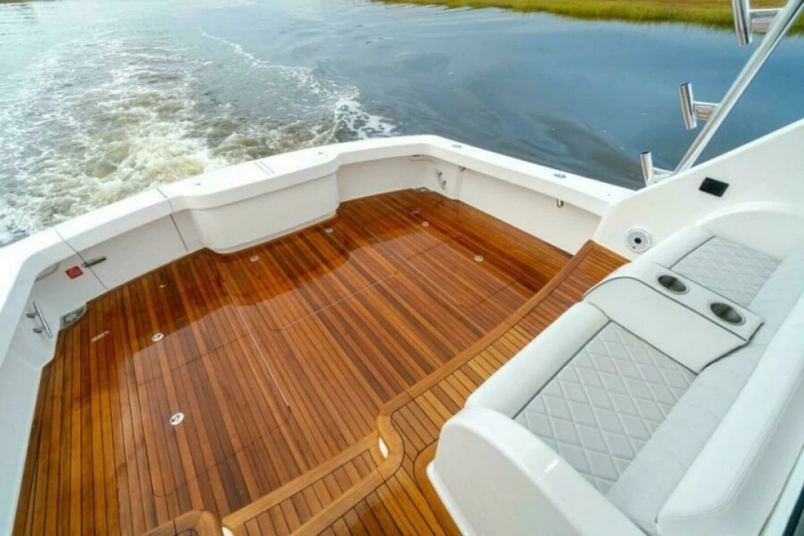 2027 Viking 54 Convertible - Image 11