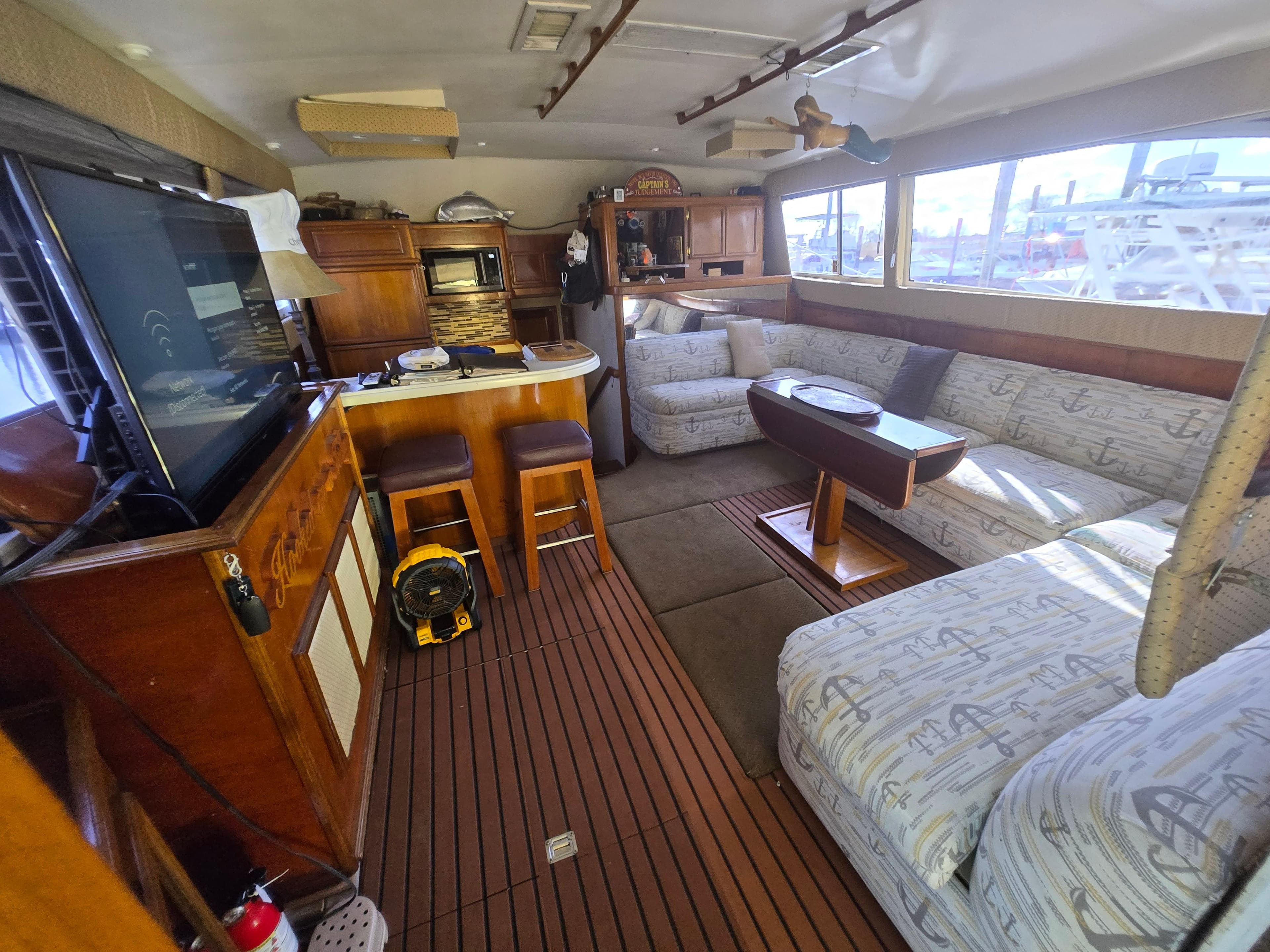 1995 Egg Harbor 42 Convertible - 65