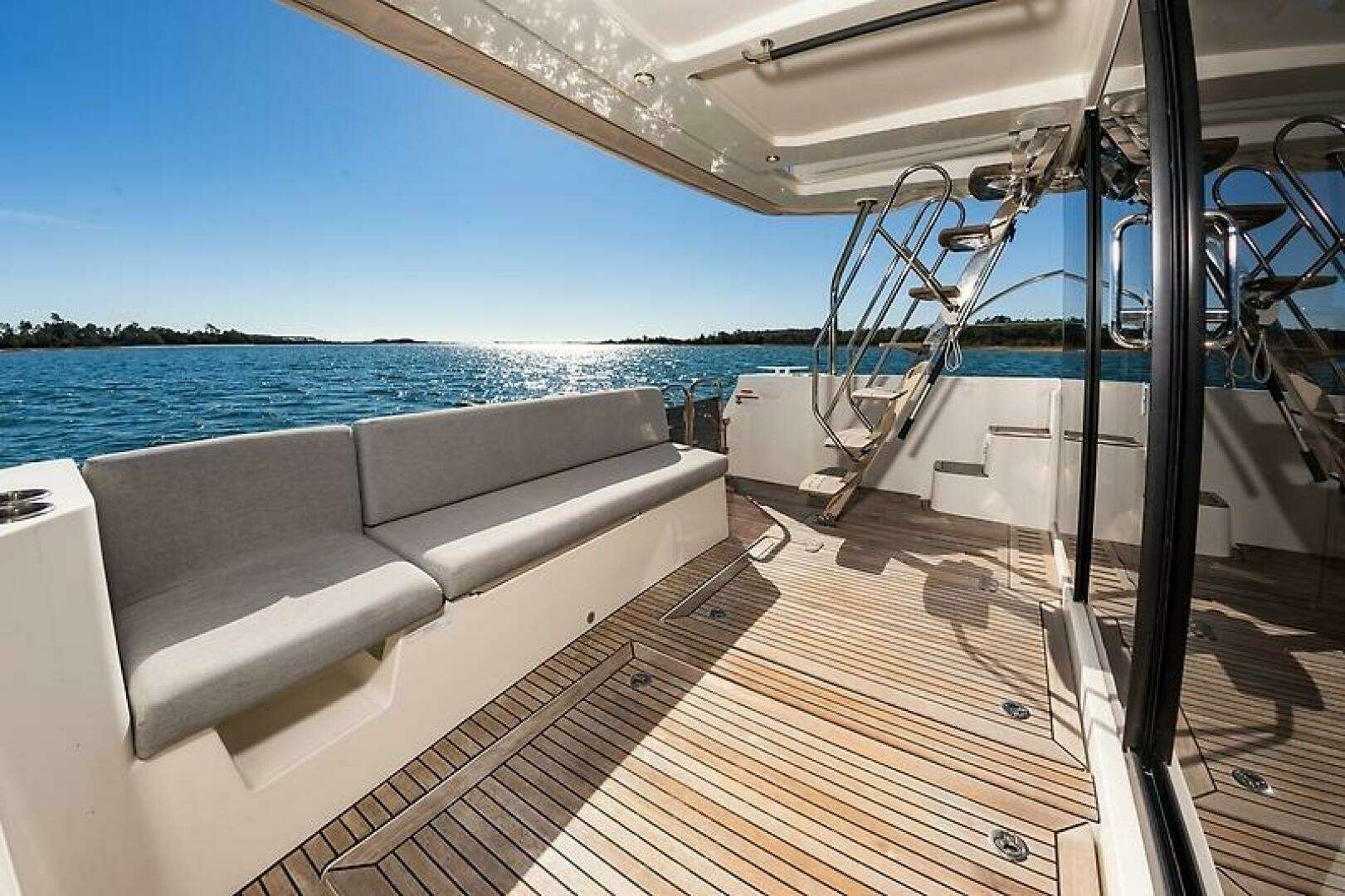 2022 Beneteau Swift Trawler - Image 10