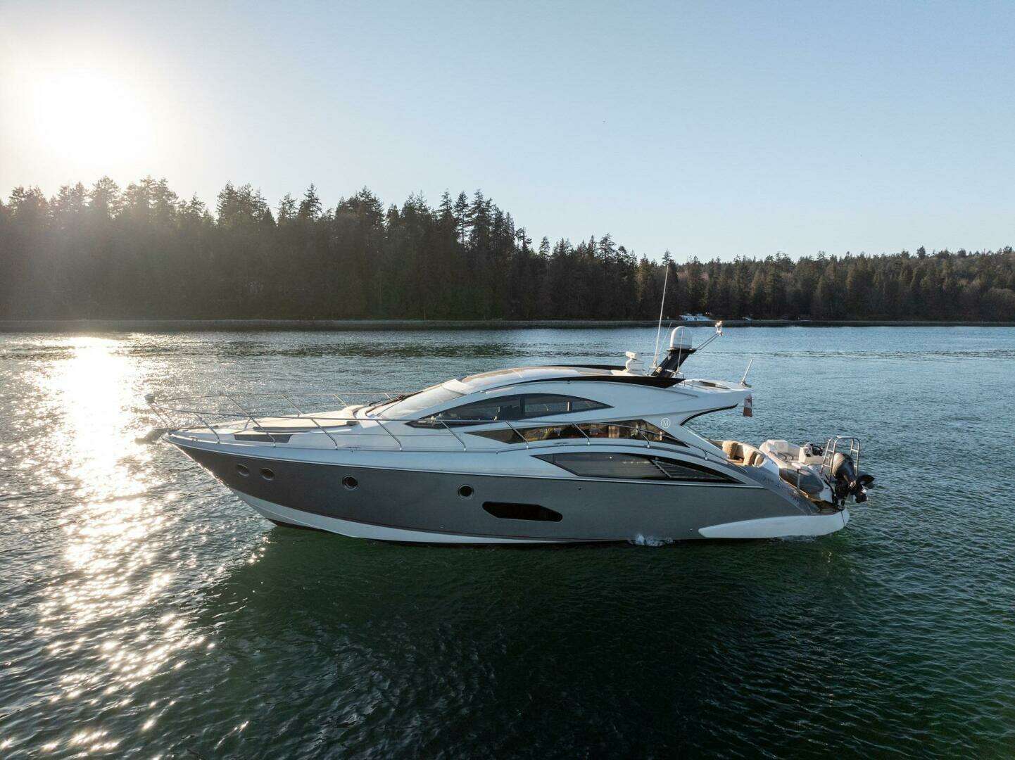 2009 Marquis — - Image 2