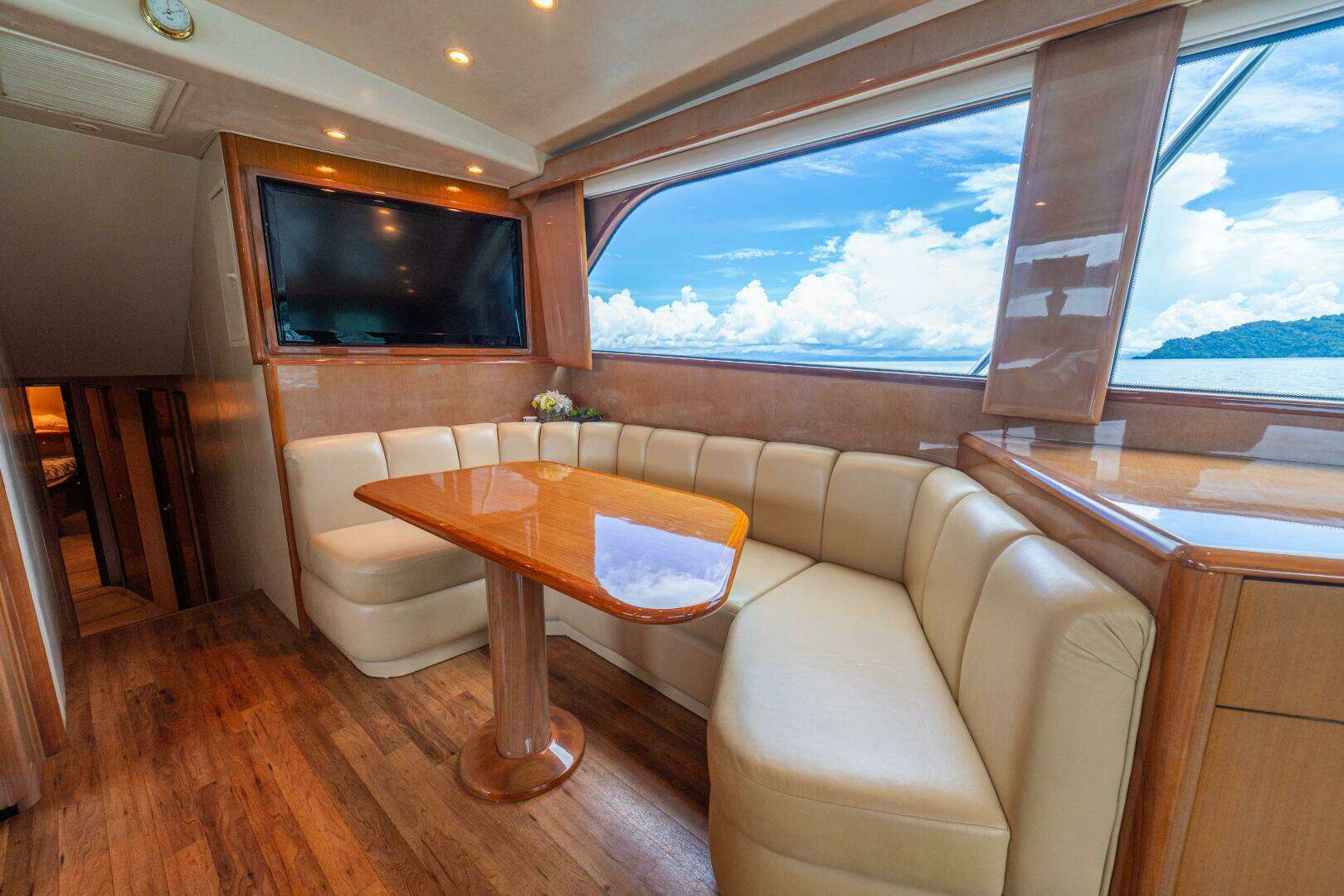 2004 Viking 61 Convertible - Image 26