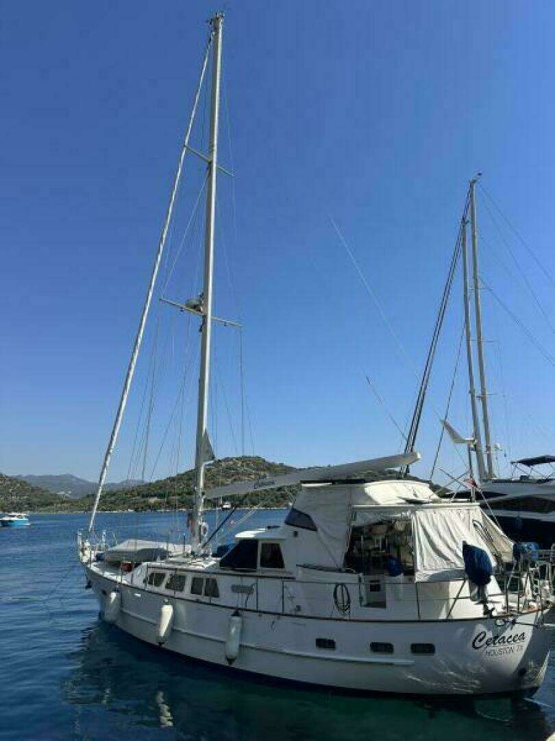 1990 Cheoy Lee Motorsailor - Image 7