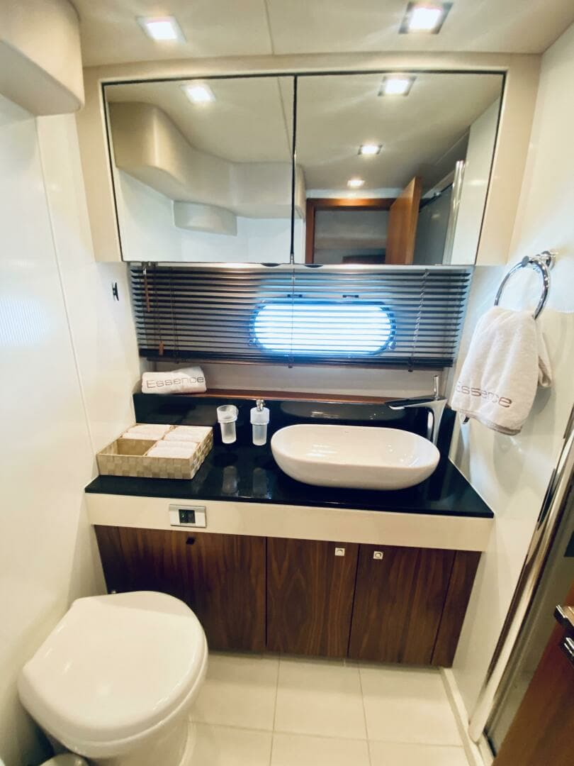 2010 Sunseeker Predator 60 - Image 71