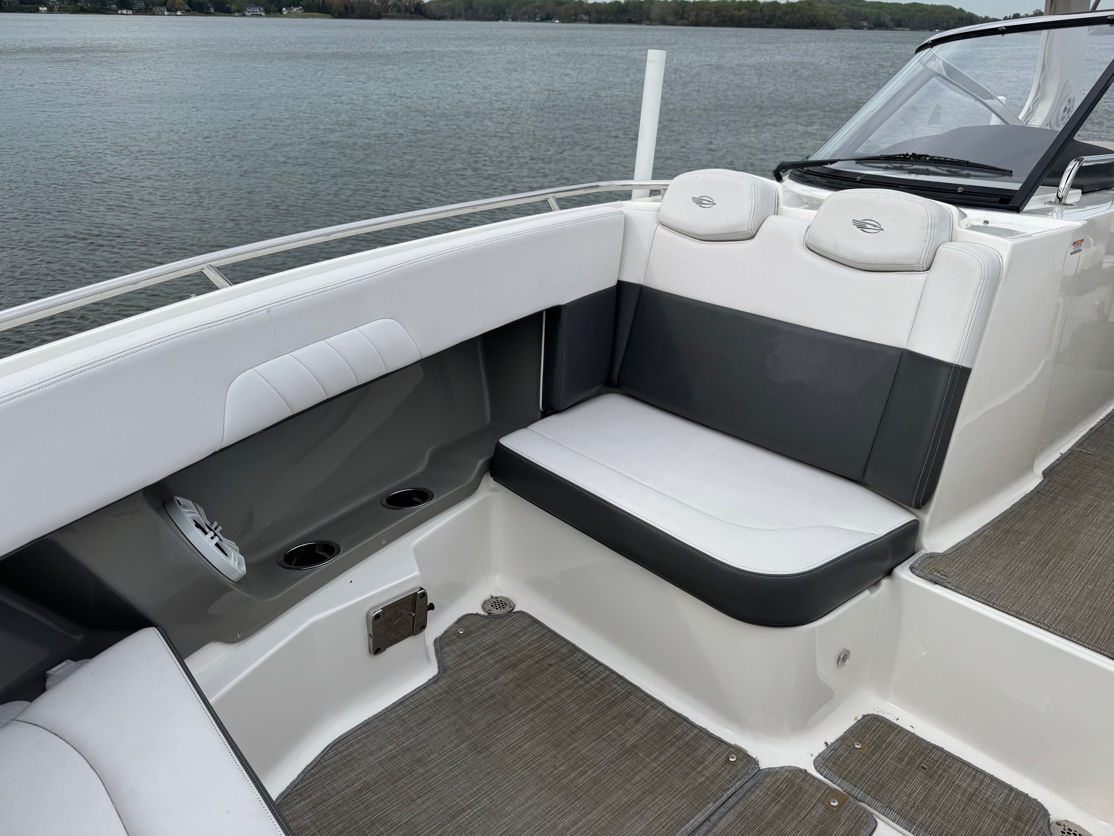 2016 Chaparral 337 SSX - 24