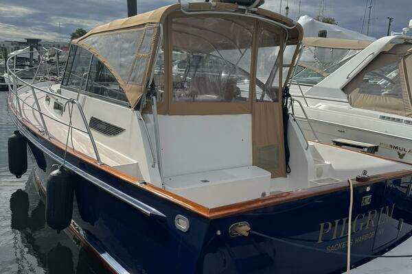 2001 Legacy Yachts Express - Image 1