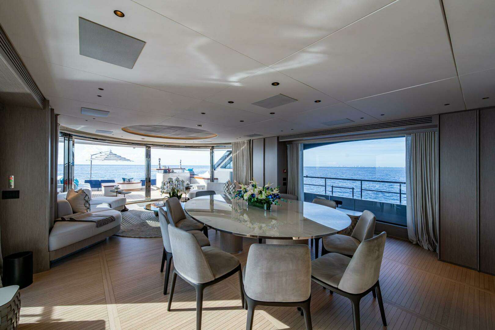 2023 Benetti 34M OASIS - Image 23