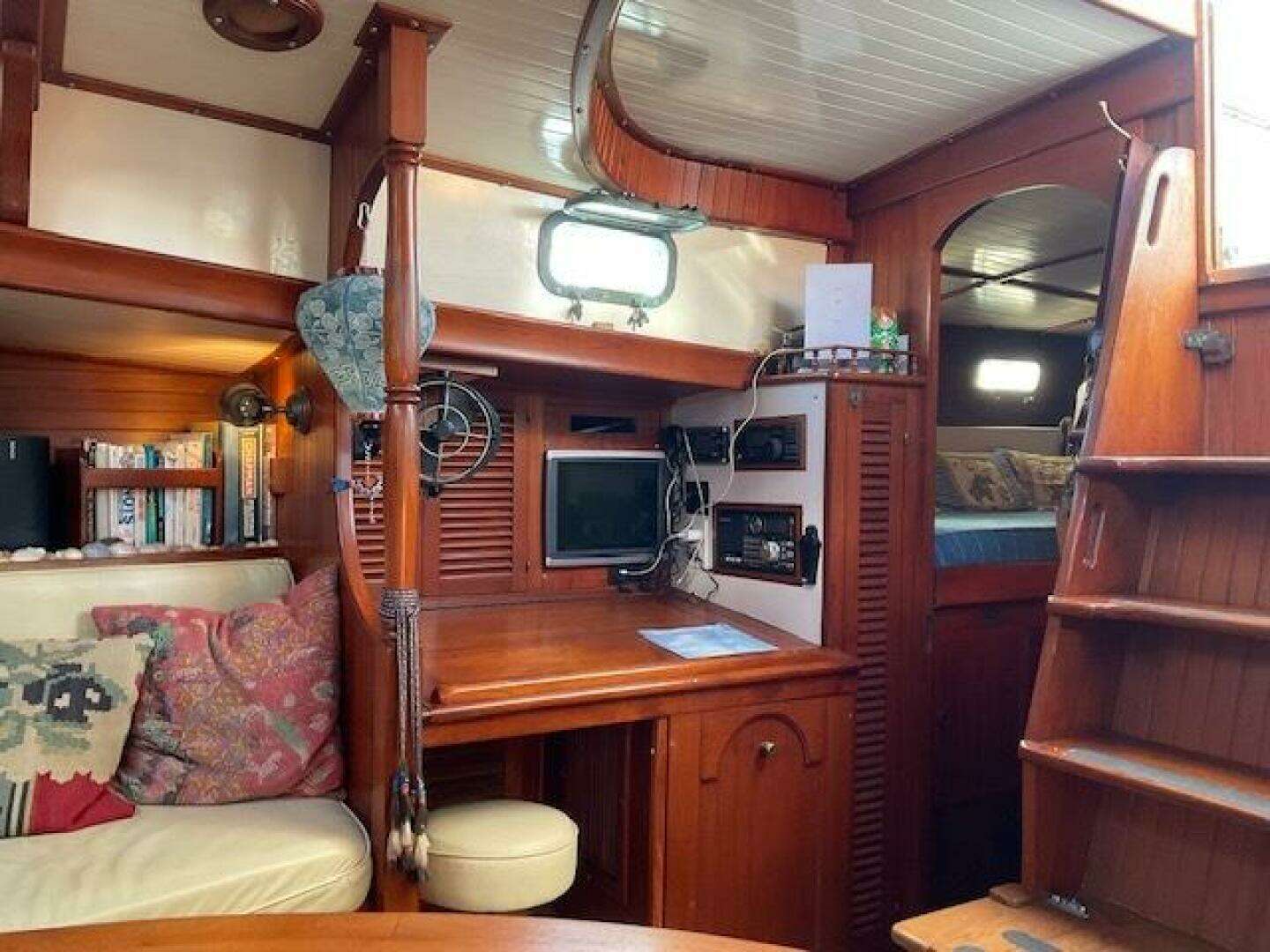 1983 Bluewater Yachts Vagabond 42 Center Cockpit - Image 31